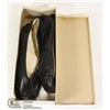 Image 1 : CAPENZIO BALLET SHOES SIZE 6 N1E82