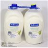 Image 1 : TWO BOTTLES OF SOFT SOAP SOOTHING CLEAN ALOE VERA
