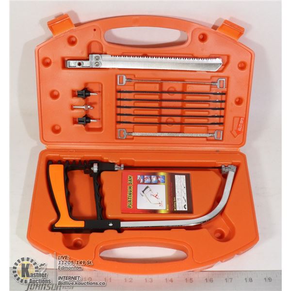 SMALL SAW SET WITH MANY EXTRA BLADES