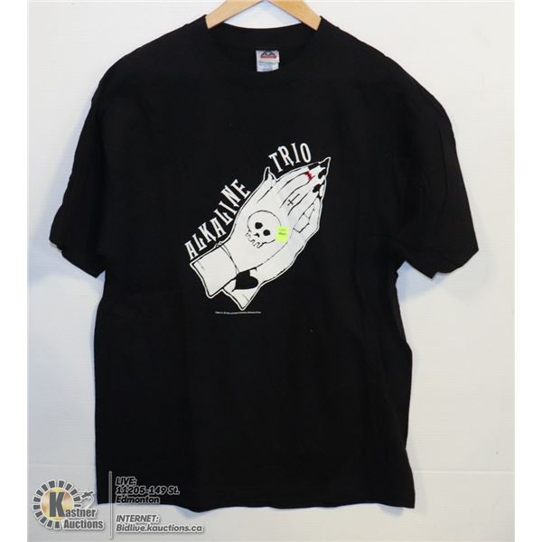 ALKALINE TRIO T-SHIRT SIZE LARGE