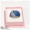Image 1 : LADIES SPARKLING BLUE DINNER RING