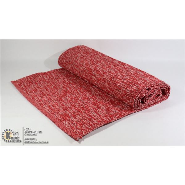 100% COTTON TWEED WOVEN TABLE RUNNER