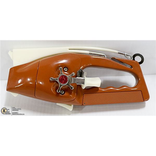 POCKET FISHERMAN SPIN CASTING OUTFIT