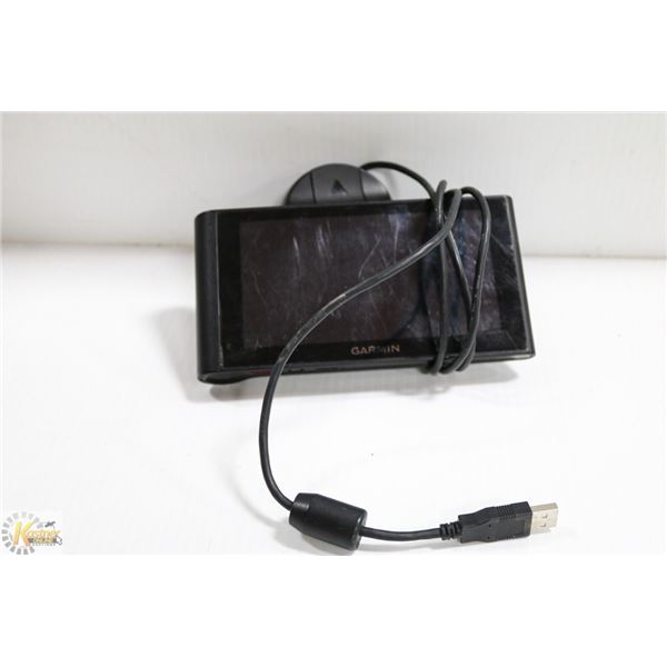BOX WITH GARMIN NUVI CAM GPS