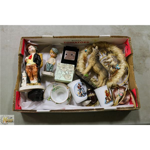 FLAT WITH DREAM CATCHER, WOLF STATUE,