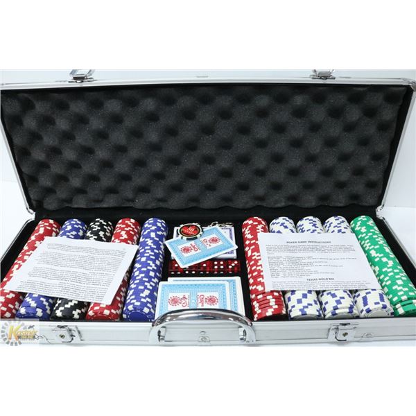 POKER SET IN METAL CASE