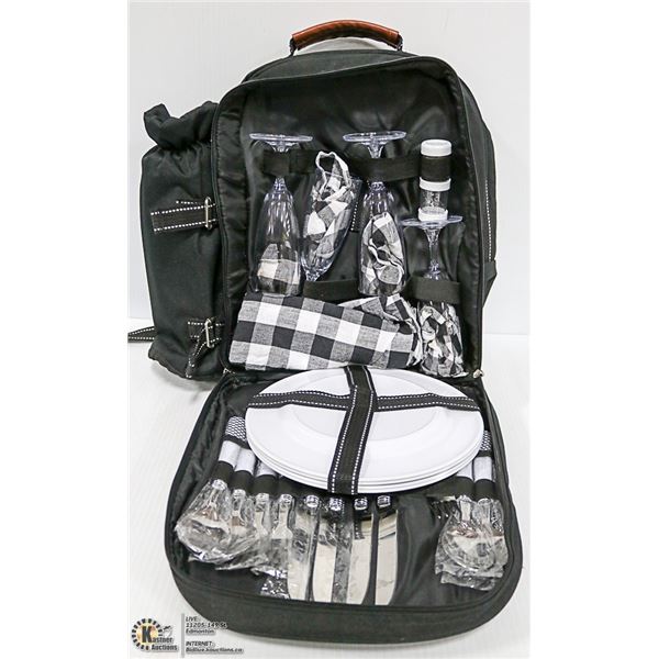 PICNIC SET BACKPACK WITH CUTLERY AND PLATES