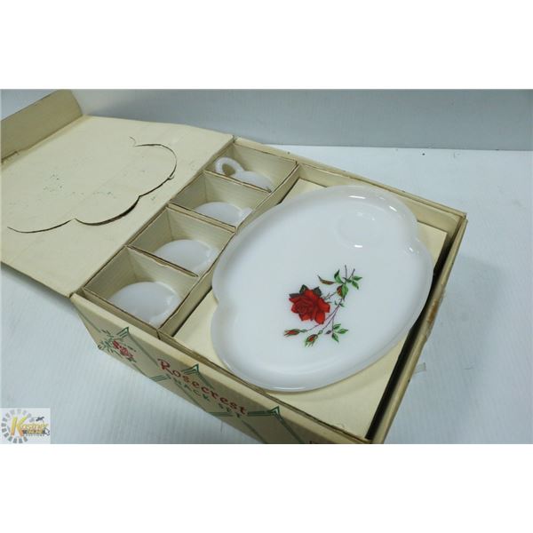 ROSECREST EIGHT PIECE SNACK SET