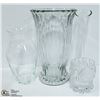 Image 1 : BOX OF 4 VASES