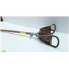 Image 1 : ANTIQUE LEATHER SEAT CANE