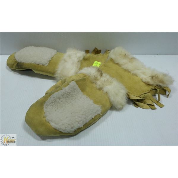 MOOSE HIDE ARCTIC GAUNTLETS LARGE