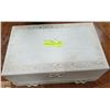 Image 3 : 1970'S CREAM COLORED JEWELLERY BOX WITH CONTENTS