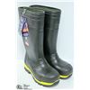 Image 1 : PAIR OF NEW ZUZUKANG STEEL TOED RUBBER BOOTS