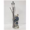 Image 1 : LLADRO "STREET LIGHT" 18" TALL #5-23
