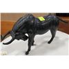 Image 1 : HANDCRAFTED LEATHER BULL