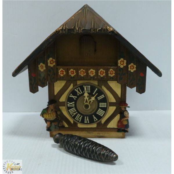 WEST GERMAN WOOD CUCKOO CLOCK BLACK FOREST