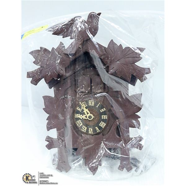 WEST GERMAN WOOD CUCKOO CLOCK BLACK FOREST
