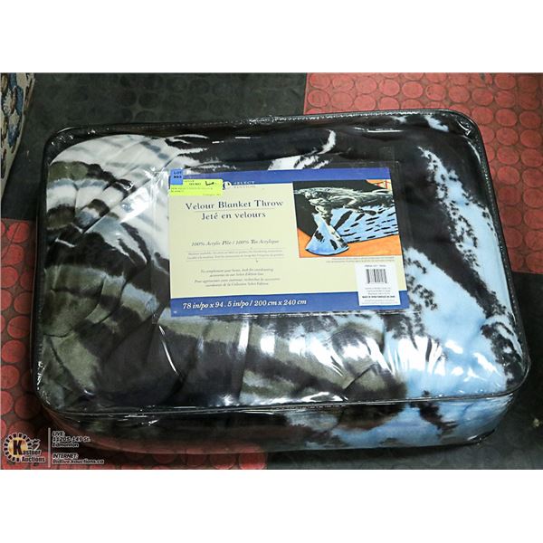 NEW SELECT EDITION VELOUR BLANKET