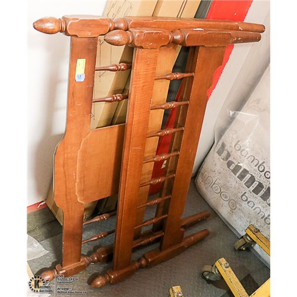 SINGLE SIZE VINTAGE HEADBOARD & FOOT BOARD