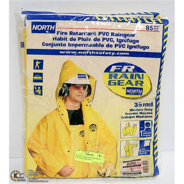 LOT OF 2 NORTH FIRE RETARDANT PVC RAINGEAR SIZE L