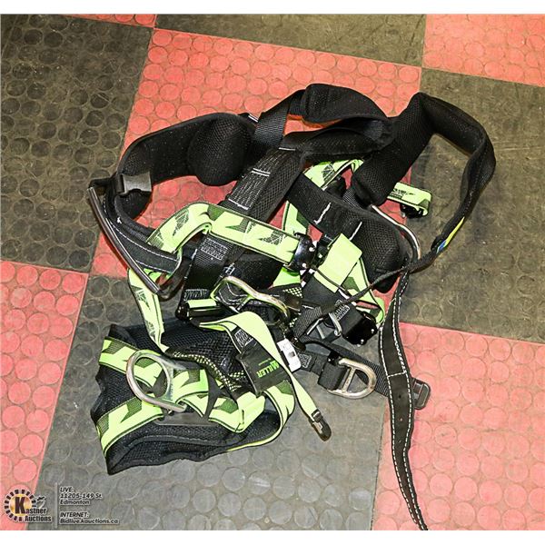 FULL BODY HARNESS
