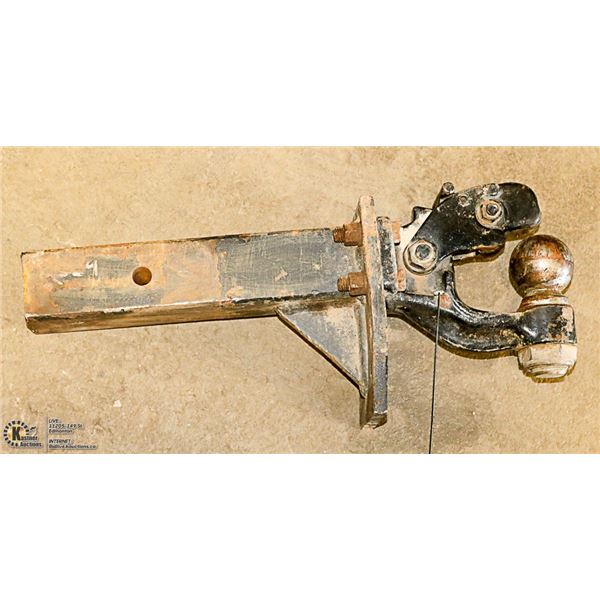 PINTLE HITCH RECIEVER