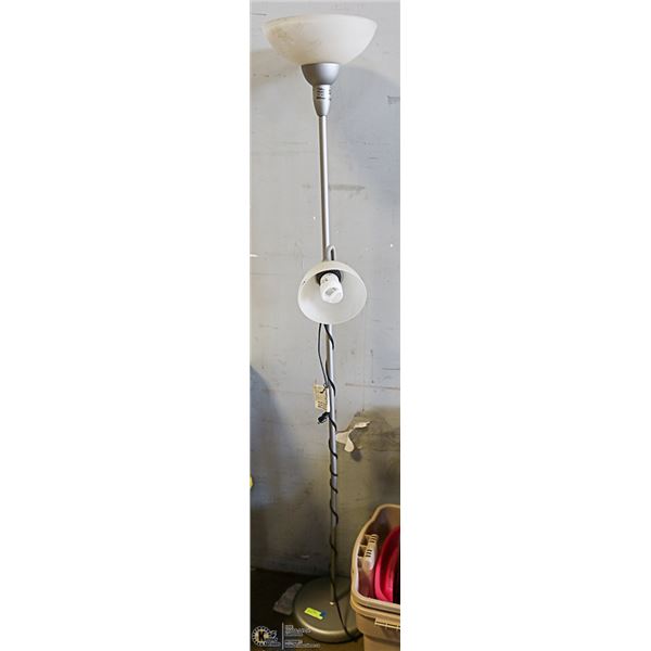 FLOOR LAMP 6FT
