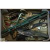 Image 1 : BOX OF RETRO TOOLS