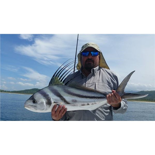 6 Day - 4 Intense Fishing Days in Zihuantenejo Mexico for 1 Angler