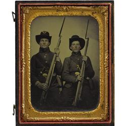 Union Soldiers With Muskets 1/4 Plate Tintype