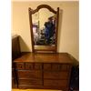 Image 1 : Vilas Maple Dresser C