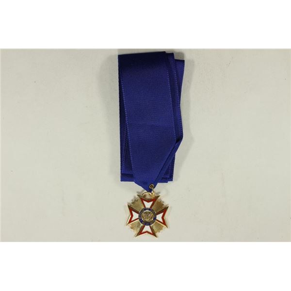 VETERANS OF FOREIGN WARS OF US MEDAL AND RIBBON