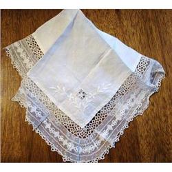 Museum Quality Victorian Lace plus - HANKY #1554706