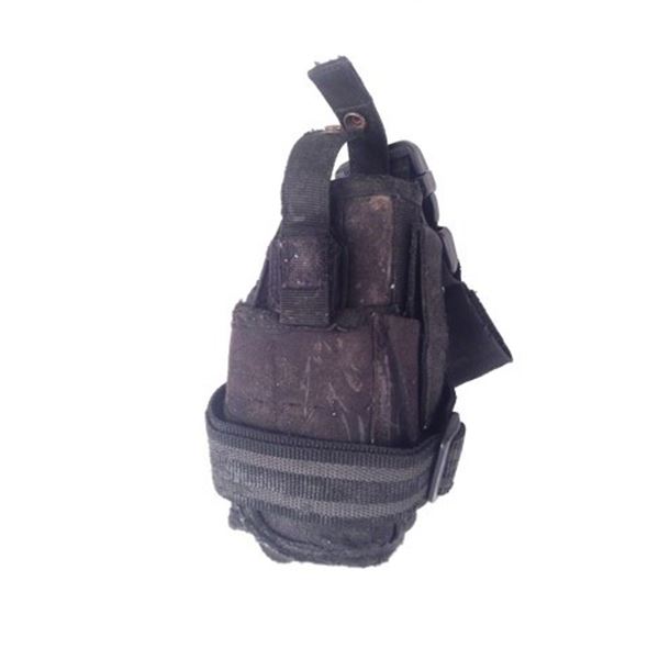 Resident Evil: The Final Chapter Alice (Milla Jovovich) Leg Holster Movie Props