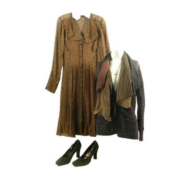 Nine (2009) Mamma (Sophia Loren) Movie Costumes