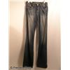 Image 3 : The Possession Stephanie (Kyra Sedgwick) Movie Costumes