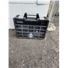 Image 1 : Husky organizer