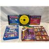 Image 2 : Karaoke machine and cd's
