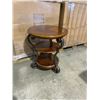 Image 1 : Side table 22 inches round 26 tall