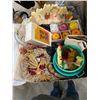 Image 1 : Lot of kitchen items ect