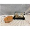 Image 1 : Lidded alabaster and decor