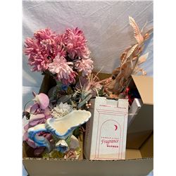 Lot of decor items