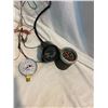 Image 1 : 3 Guages