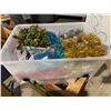 Image 1 : Container with Christmas