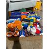 Image 1 : Fish filters and food ect