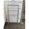 Image 1 : Bathroom Stand has some rust