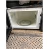 Image 2 : RCA microwave