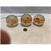 Image 1 : 3 paper weights