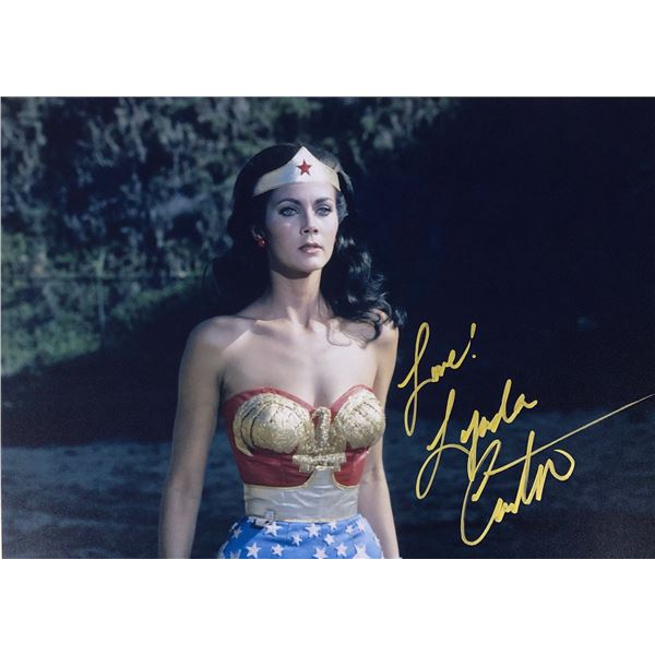 Wonder Woman Lynda Carter Photo Autographed Signed