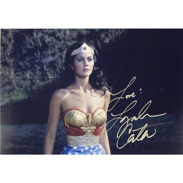 Wonder Woman Lynda Carter Signed Photo